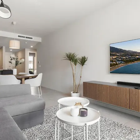 Vivi Homes - Cosy Pool, Gym & 马尔韦利亚