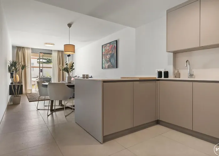 Daire Vivi Homes - Cosy Pool, Gym & Marbella