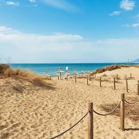 Lejlighed Vivi Homes - Cosy Pool, Gym & Marbella