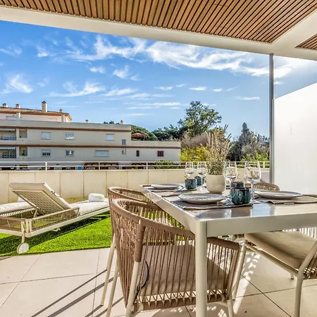 Vivi Homes - Cosy Pool, Gym & Apartment Marbella