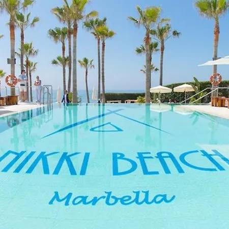 Vivi Homes - Cosy Pool, Gym & Lejlighed Marbella