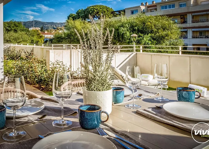 Vivi Homes - Cosy Pool, Gym&beach