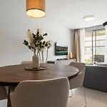 Apartmán Vivi Homes - Cosy Pool, Gym &
