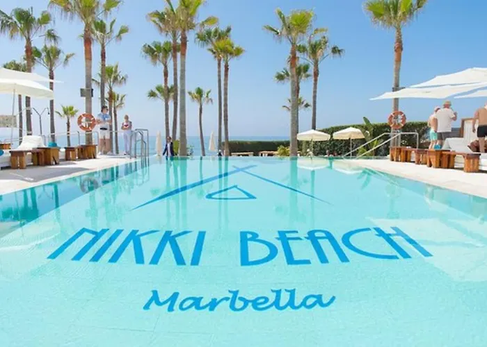 Vivi Homes - Cosy Pool, Gym & Lejlighed Marbella