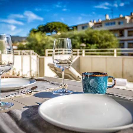 Vivi Homes - Cosy Pool, Gym & * Marbella